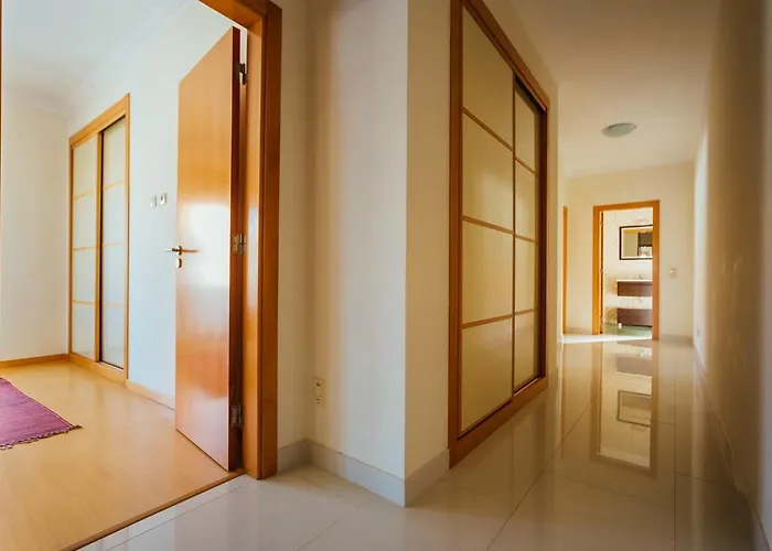 Ohai Outdoor 3* Nazaré